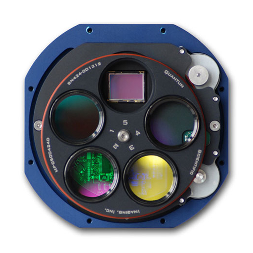 QSI 683WS відеокамера монохромна CCD з колесом 5 фільтрів, 8.6MP, 5.4мкм, Kodak KAF8300, Mono