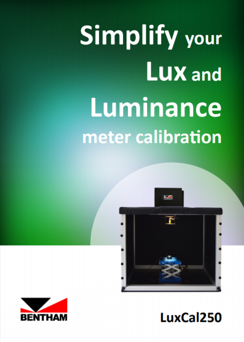 Калібрування вимірювачів освітленості та яскравості LuxCal250